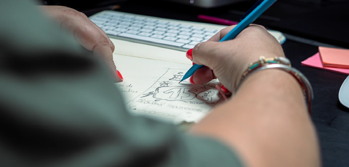 Anti-slop : quand l’imperfection en design graphique devient votre meilleur atout